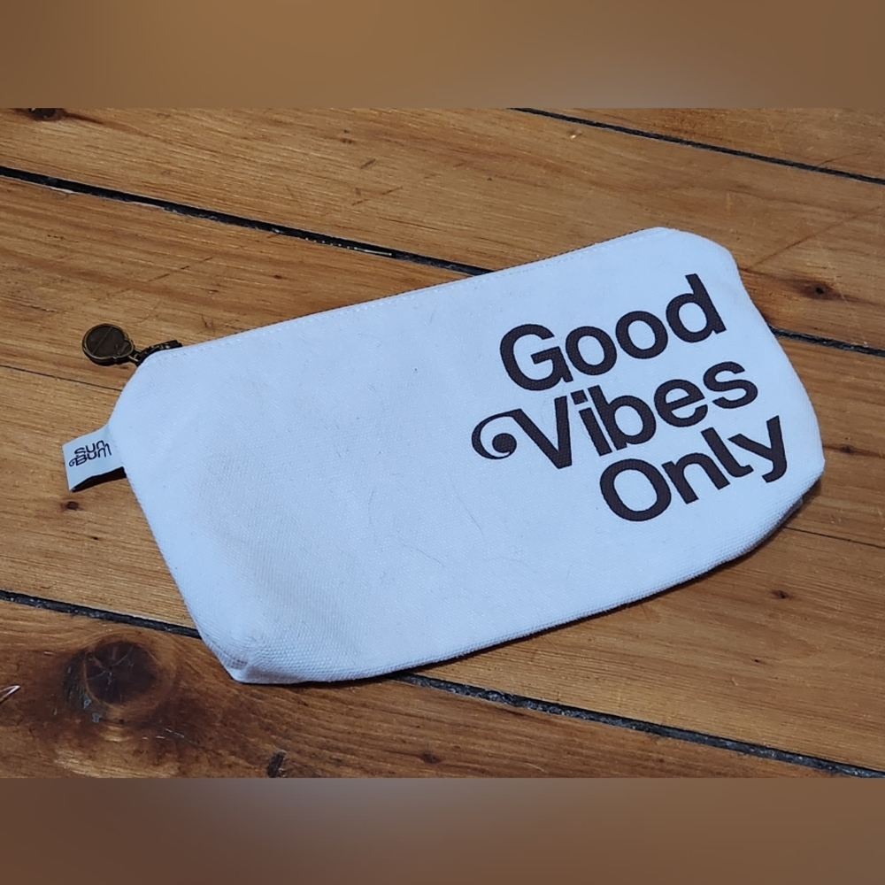 Sun Bum Good Vibes Only Cosmetics Case NWOT